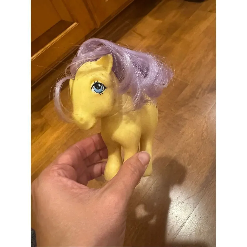 Vintage G1 My Little Pony Lemon Drop 1982 Hasbro Yellow Pony Purple Hair Tail Mi